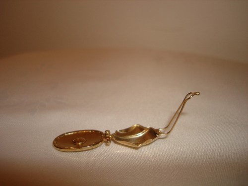 Vintage Collectible 10K Yellow Dangle Cameo Designe Enhancer Slide Pendant - 第 3/6 張圖片