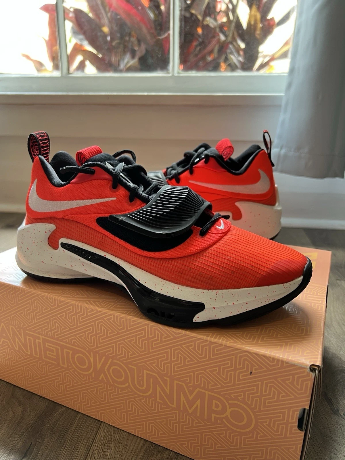 Taglia 8 5 Nike Zoom Freak 3 TB Bright Crimson Giannis Antetokounmpo greco