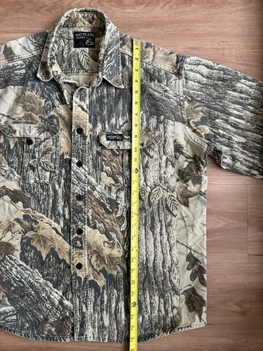 VTG Rattlers Brand Realtree Camo Long Sleeve Size Medium Heavy Hunting USA Made - Picture 7 of 7