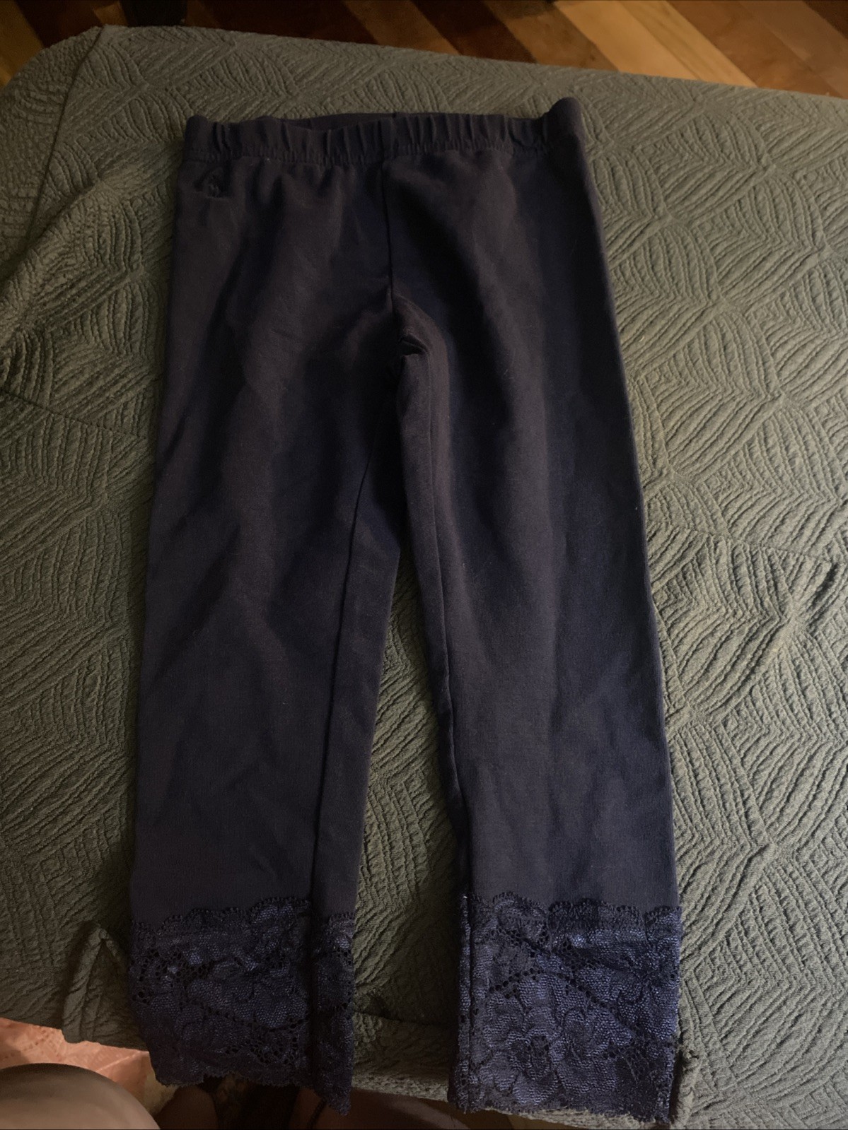 Picture 1 of 5