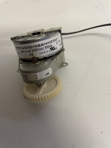 Merrychef ConneX12 STIRRER MOTOR ASSY UGD16ANK - Picture 5 of 5