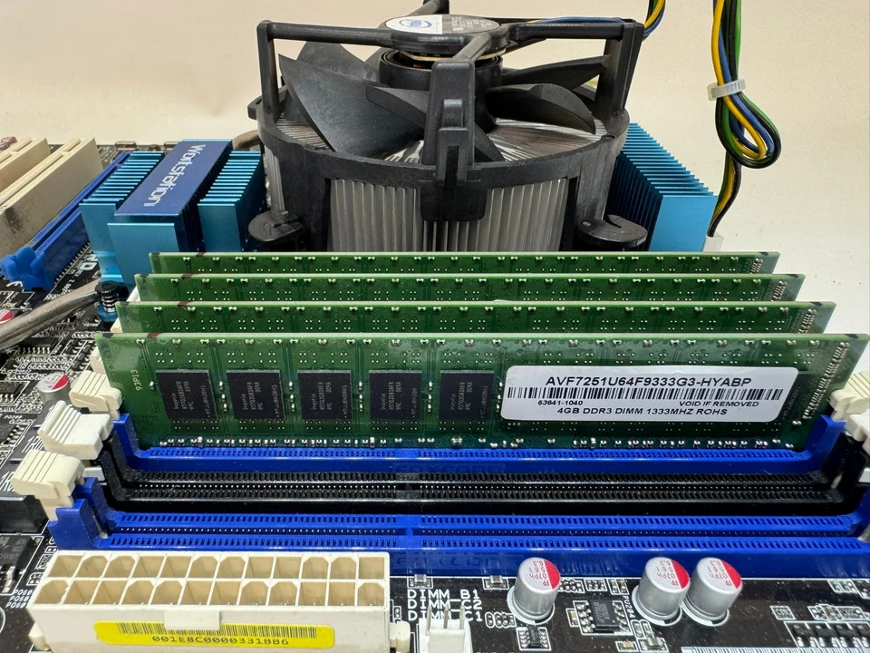 Asus P6T WS Pro mit Intel Core i7-950 16gb CPU Kühler Lüfter Back IO Platte Handbuch - Bild 3 von 4