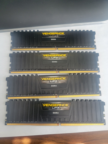 CMK16GX4M4A2666C16 Corsair Vengeance Lpx PC4-21300 DDR4-2666MHz non-ECC DIMM