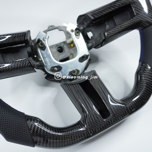 Real Carbon Fiber Steering Wheel For Ford Mustang GT350 GT500 2010-2014 - Picture 3 of 6