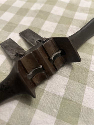 Antique Vintage 5/8” Oveloe Double Spoke Shave - Picture 3 of 8
