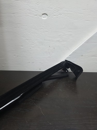 2010Mini Cooper S R57 Cabrio Rear Right Window Inner Channel Sealing 51377190614 - Picture 4 of 4