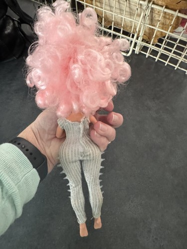 LOL Surprise OMG Winter Disco CRYSTAL STAR Fashion Doll Read - Bild 2 von 4