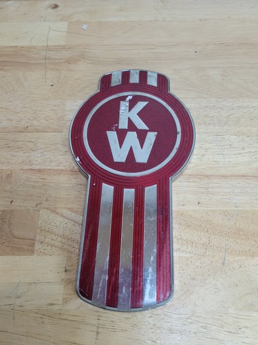 Kenworth OEM CAPÓ EMBLEMA L53-1002-10 USADO metal (perno roto) - Imagen 1 de 6