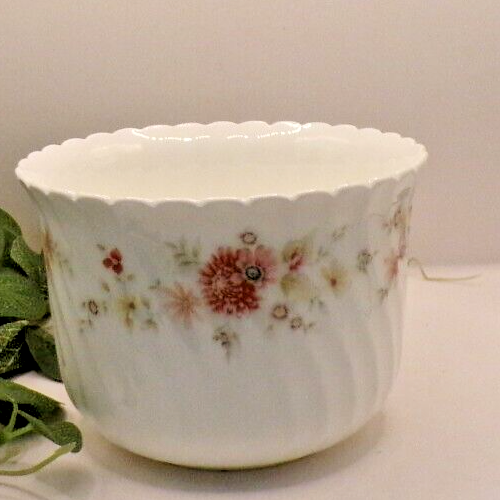 Vintage Wedgewood c1980s Campion Posy Pot - Picture 5 of 7