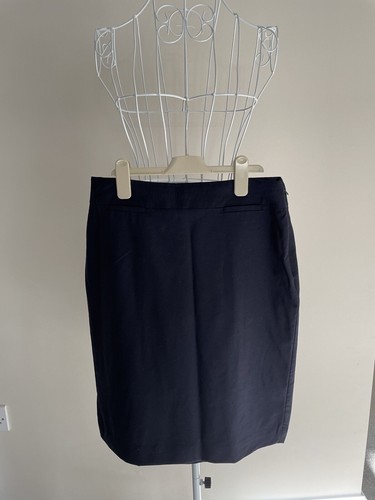 Banana Republic Navy Blue Wool Pencil Skirt, Size 6,VGC - Picture 4 of 7