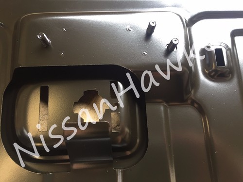 NUEVO FABRICANTE DE EQUIPOS ORIGINALES NISSAN TITAN 2004-2015 PUERTA TRASERA DE ALMACENAMIENTO EXTERIOR - SIN PINTAR - Imagen 4 de 5