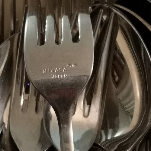 Hacienda By Mikasa Flatware 20 pcs Service For Four 5pc Set -Choose or buy both - Picture 4 of 22