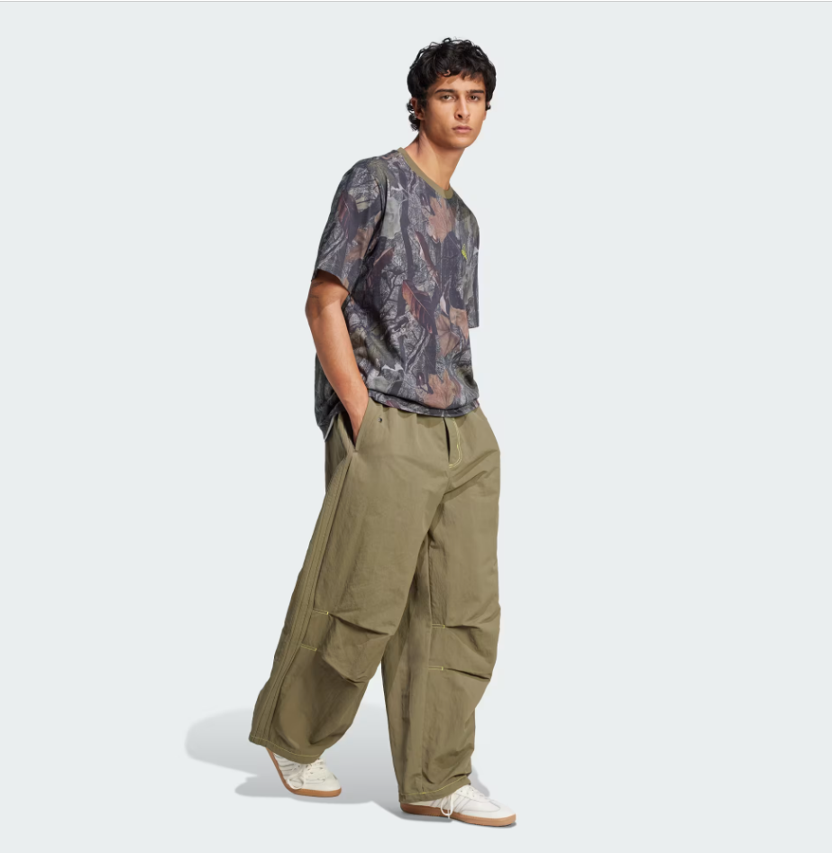 ★人気★ adidas originals Parachute TRACK Pants Clothing - Parachute Pants - Black | adidas Oman