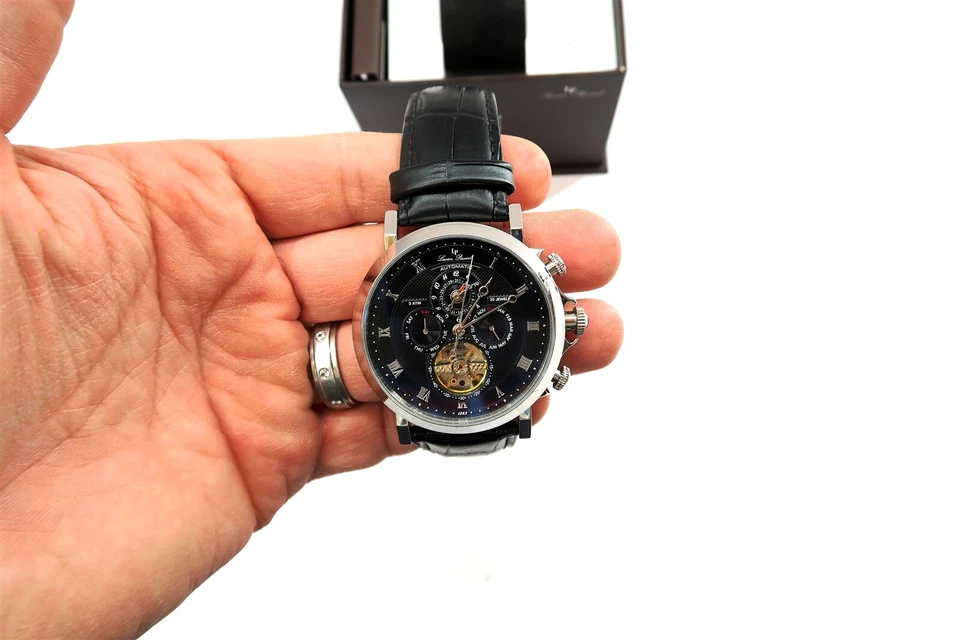 全新 LUCIEN PICCARD Acropolis 45 毫米自动男士手表 原装 带纸 — 第 3/4 张图片