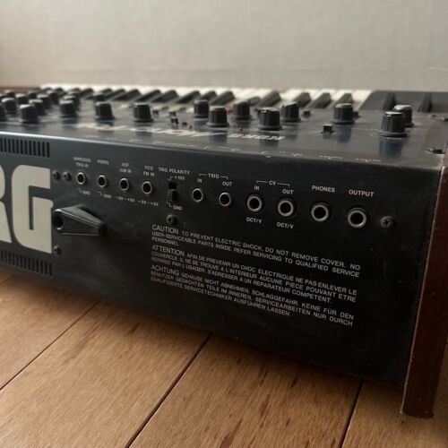Vintage KORG MONO/POLY Analog Synthesizer AS IS - Bild 3 von 5