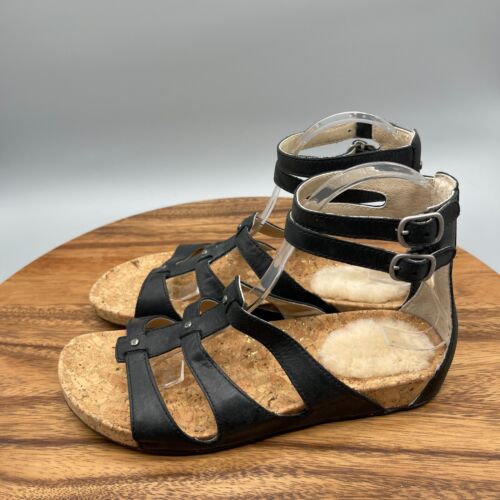 UGG Sechura Size 8 Gladiator Sandals w/ Sheepskin Heel Black Womens #1811 - Picture 3 of 8