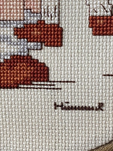 Vtg Hummel Dutch Boy Girl Kissing Doll Embroidered Needlepoint Finished Frame - Picture 5 of 9