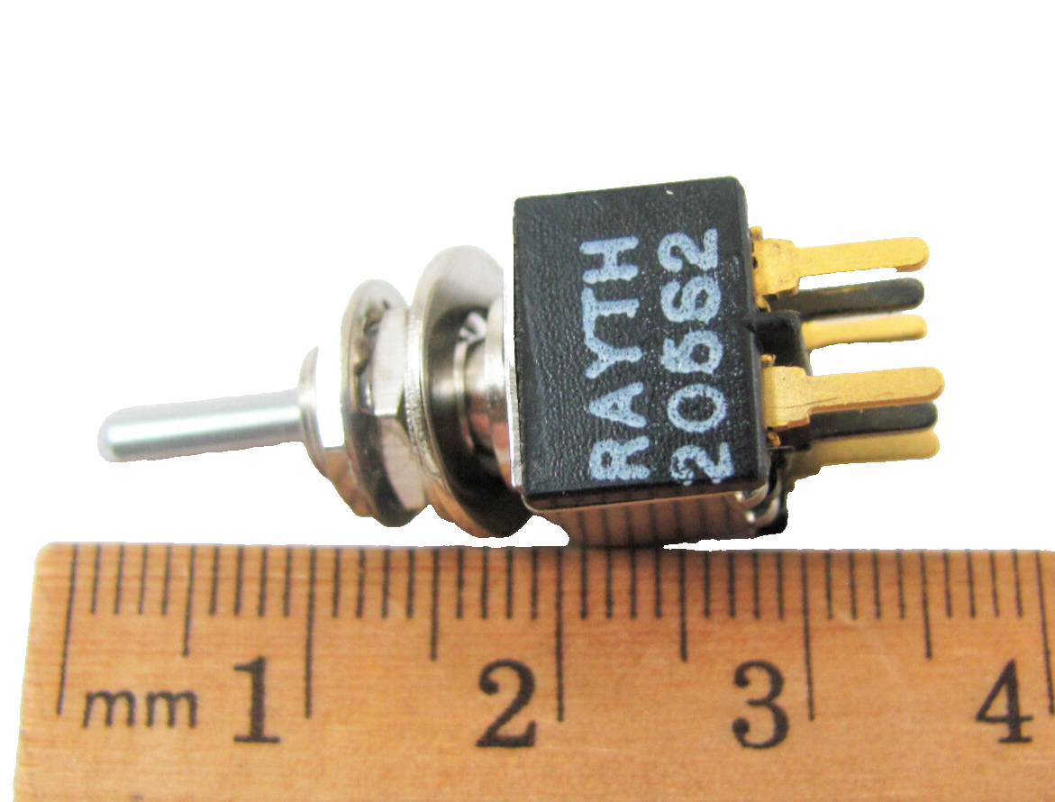 Botón De Control Del Interruptor De Palanca De Dpdt De 4 | Meses Sin