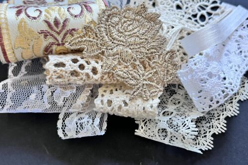 Gemischtes Spitzen & Borte Konvolut für Journaling, Nähen, Slow Stitching, Basteln
