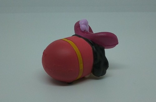 Captain Hook Disney Tsum Tsum Squishies Series 5 Glow in the Dark ZURU Toys - Picture 4 of 9