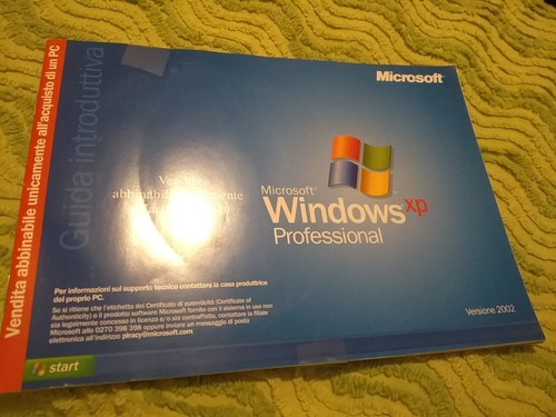 Microsoft Windows XP Professional Solo CD e Manualetto Senza Licenza Fujitsu - Foto 1 di 2