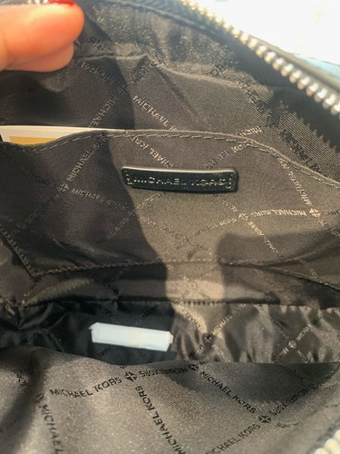 Michael Kors Large EW Crossbody Bag Chain Strap & Double Zip Wallet Combo(Black) - Picture 11 of 12