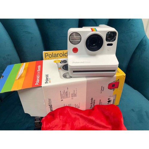 Polaroid Now Konvolut Kamera und Tasche - Bild 3 von 6