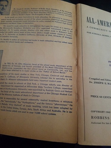 Vintage All American Song Book Robbins Educational Edition Copyright 1942 - Picture 5 of 5