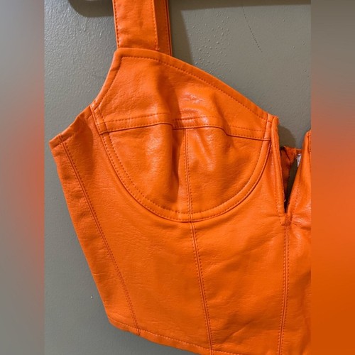 Olivaceous NUEVO CON ETIQUETAS Naranja Bustier Crop Correas Ajustables Cremallera Espalda Mediana - Imagen 2 de 8