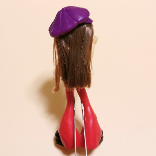 MGA Entertainment Bratz COOL JADE 5" Mini Figure Happy Meal Toy McDonald's 2003 - Picture 4 of 5