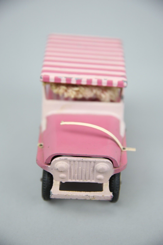Vintage Willys Jeep metal toy car ELVIS Blue Hawaii pink canopy top antique - Picture 7 of 21