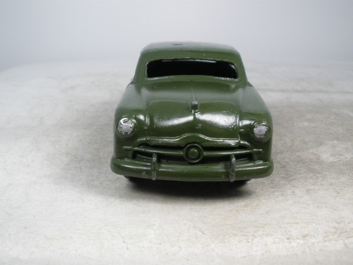 Made in England Dinky Toys 1949 Ford Berlina Staff Car #139am COLLEZIONISTA ORIGINALE - Foto 2 di 11