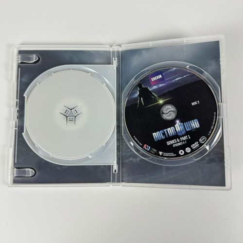 Doctor Who Series 6 Part 1 (DVD 2010 2 discs) Matt Smith Karen Gillan Region 4 - Picture 3 of 4