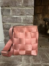 Harvey’s The Original Seatbelt Bag Pink Crossbody Purse 