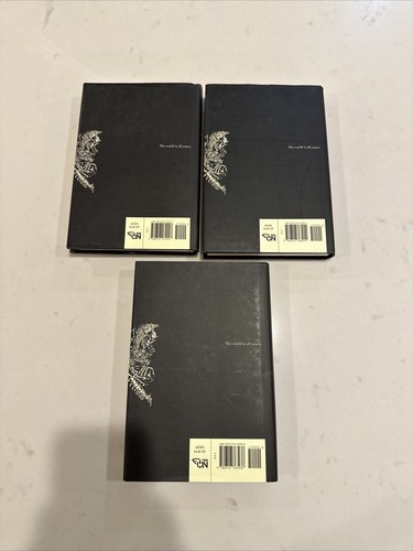 Overlord By Kugane Maruyama 1-3 3 Set HC Books Used Valkyrie Warrior UndeadKing - Picture 5 of 9