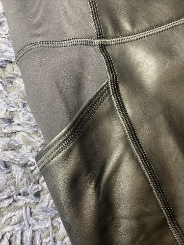Athleta Faux Leather Front Black Leggings Women’s Size XS Thigh Pockets - Picture 4 of 5