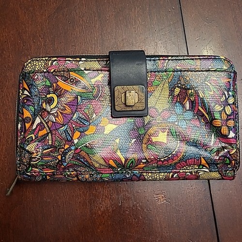 SakRoots Artist Circle Phone Crossbody Bag Geldbörse Rainbow Spirit Desert Read