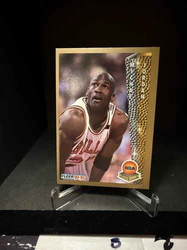 1992-93 Fleer - Award Winner Michael Jordan #246 B