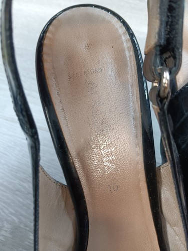 Aquatalia Women's Black Patent Leather Waterproof Studded Peep Toe Heels 10M - Picture 10 of 10