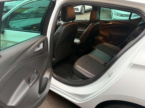 2021 Vauxhall Astra 1.2 Astra Griffin Edition T 5dr Hatchback Petrol Manual - Picture 20 of 24