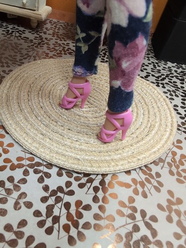 Vintage Barbie Clone Outfit: Fur Vest, Crop Top, Leggings, Shoes, Purse, Phone  - Picture 13 of 24