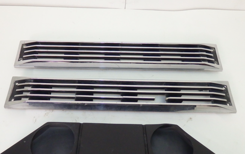 Attwood Blower Vent Covers - Black / Chrome + Hull Collector Box Plastic 17.5" - Picture 4 of 6