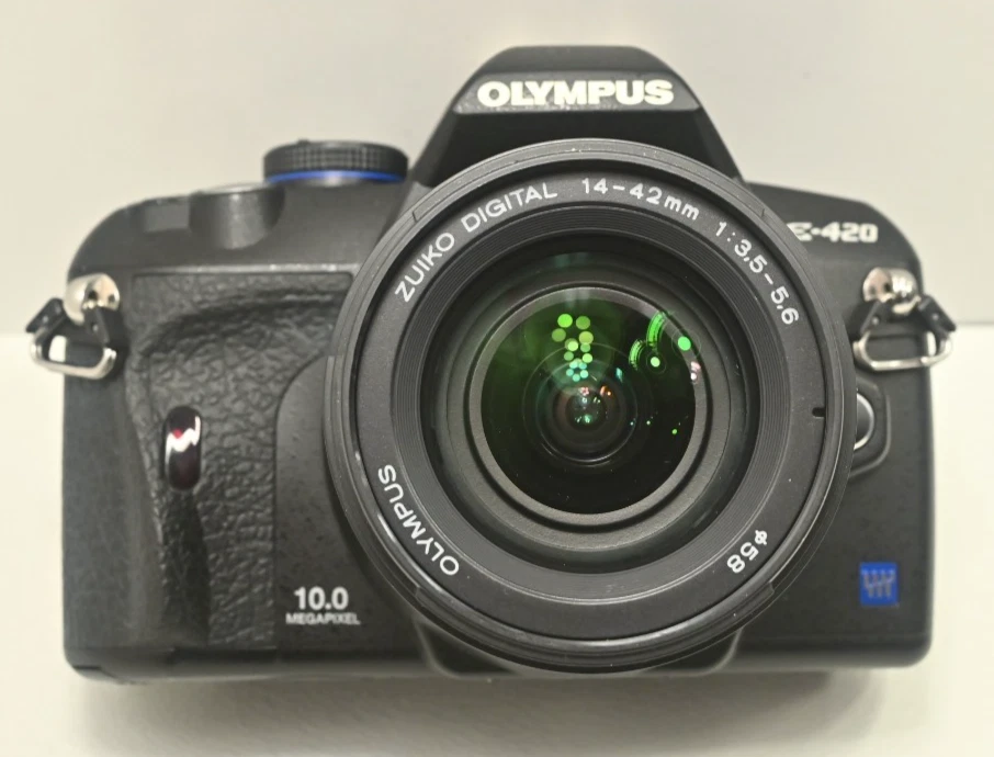 Olympus E-420 + 14-42mm ED + 40-150mm ED; nur 2622 clicks Sofortstart! - Bild 2 von 4
