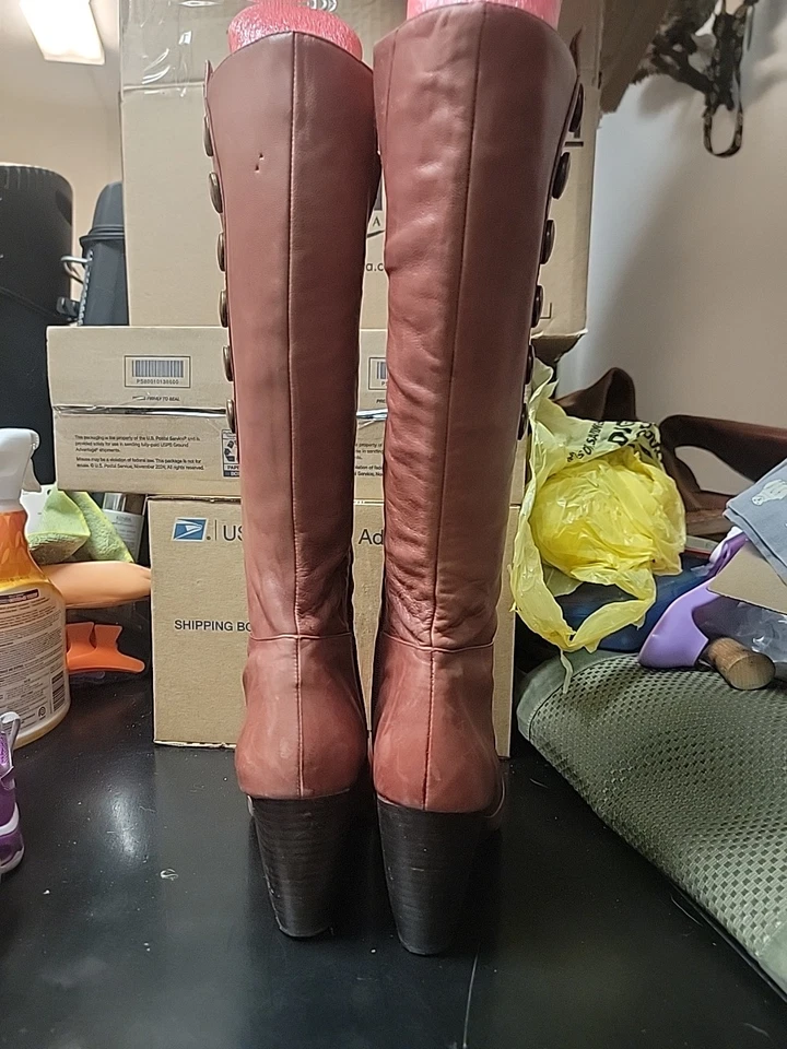 Bota alta Miz Booz Stacy Wine talla 10 Foto 3 de 4