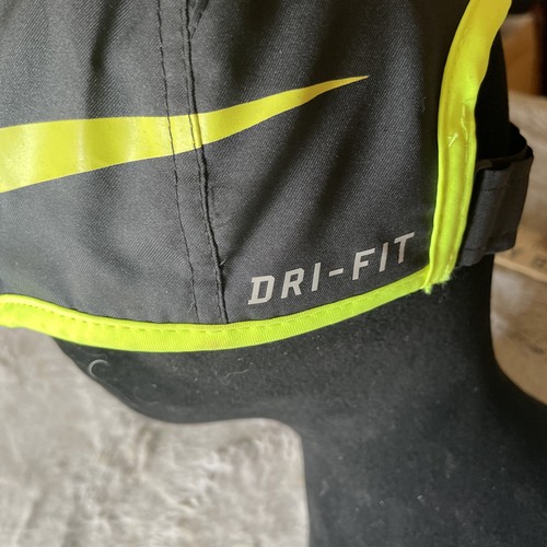 Nike  Adjustable Neon Green Swoosh Featherlight Dri Fit Hat - Picture 6 of 10