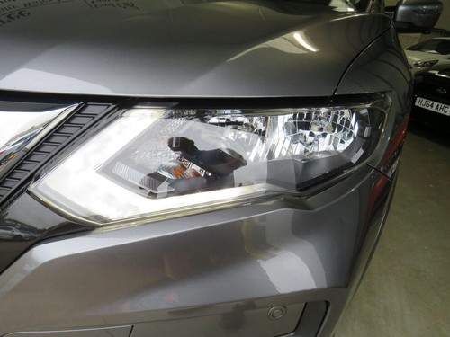 NISSAN X-TRAIL 1.7 dCi N-Connecta Euro 6 (s/s) 5dr Grey Manual Diesel 2019 - Picture 9 of 24