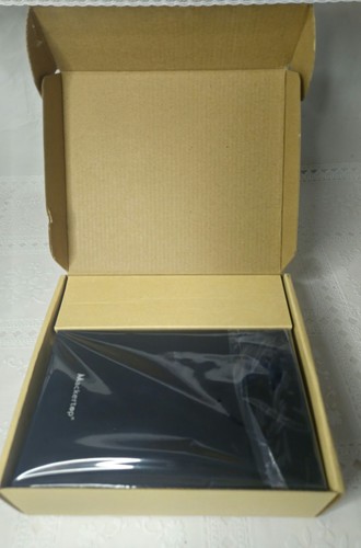 Mackertop USB 3.0 - 3.5 inch SATA EXTERNAL HARD DRIVE ENCLOSURE - Picture 3 of 6