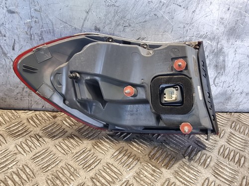 MERCEDES E220 ESTATE BRAKE LAMP REAR LIGHT RIGHT W213 2.1 2017 REAR LIGHT - Picture 9 of 10