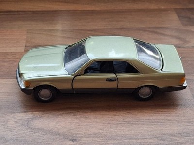 NZG 1/35 Mercedes 500 SEC grünmetallic