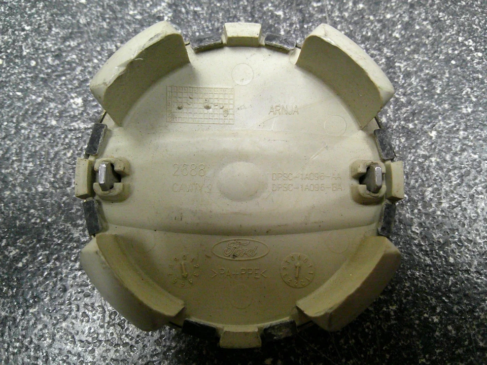 Tapas centrales negras Lincoln MKC OEM 2-1/8" 54 mm DPSC-1A096-AA BA - Juego/4 Foto 3 de 4